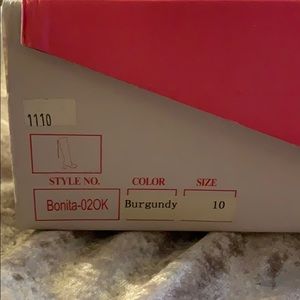 Nature breeze (burgundy) suede knee high